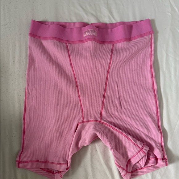 SKIMS Cotton Rib Bike Shorts - Picture 1 of 3